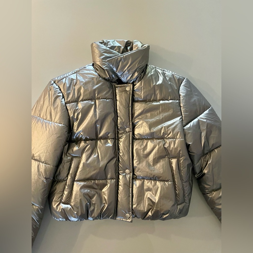 Bar III Metallic Silver Metallic Y2K Puffer Jacket - Women’s Size Large - NWOT